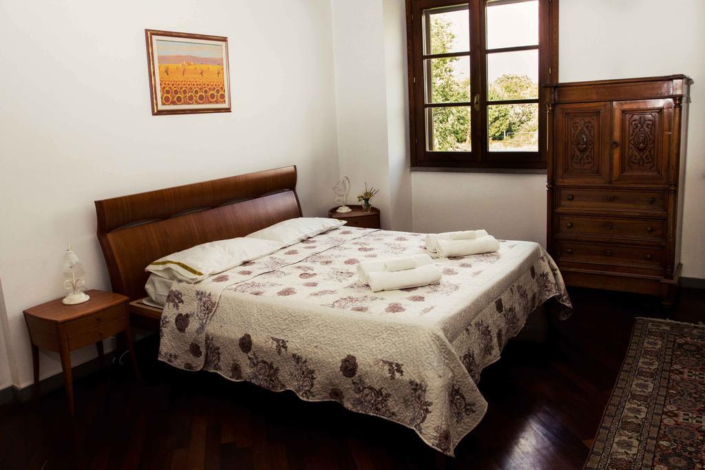 B&B Casa Betulla Pisa Rum bild